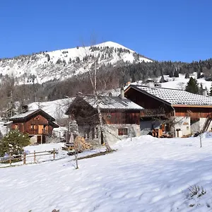 Le Hameau De Chantemerle Hébergement de vacances